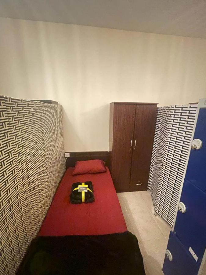 Hostel Dxb Backpackers Executive Dubai Exterior foto