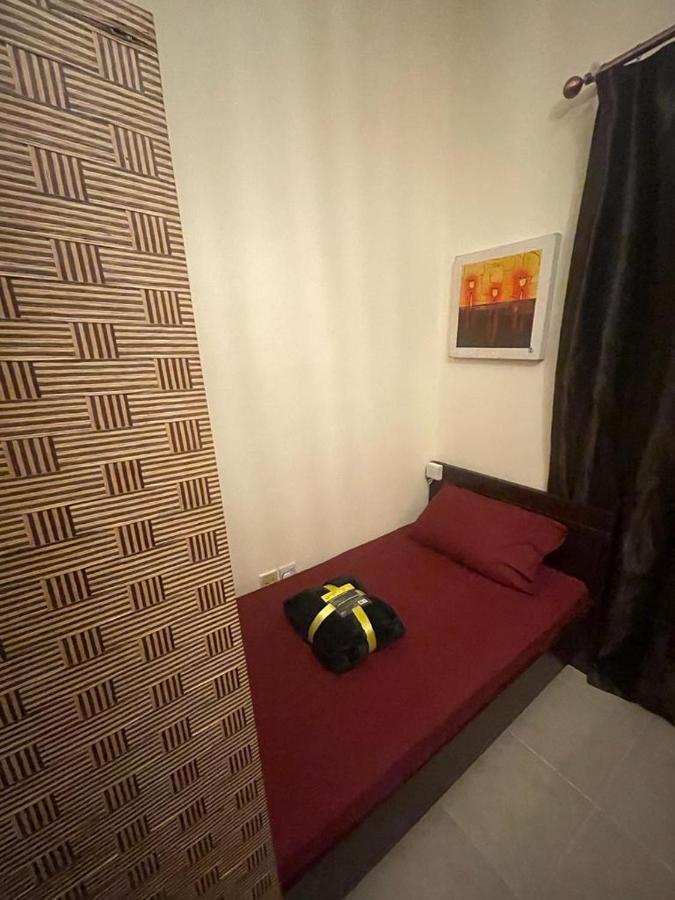 Hostel Dxb Backpackers Executive Dubai Exterior foto