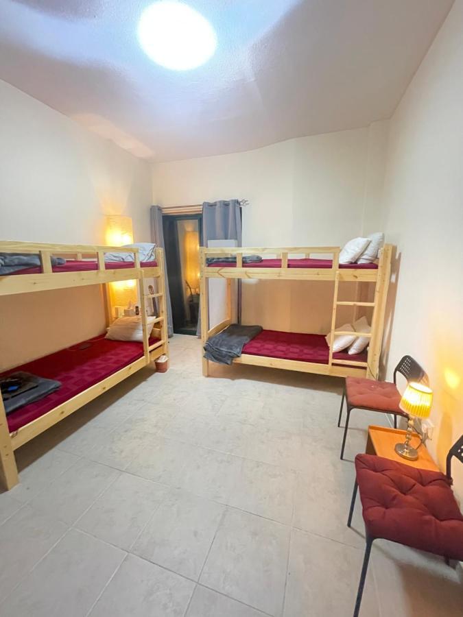 Hostel Dxb Backpackers Executive Dubai Exterior foto