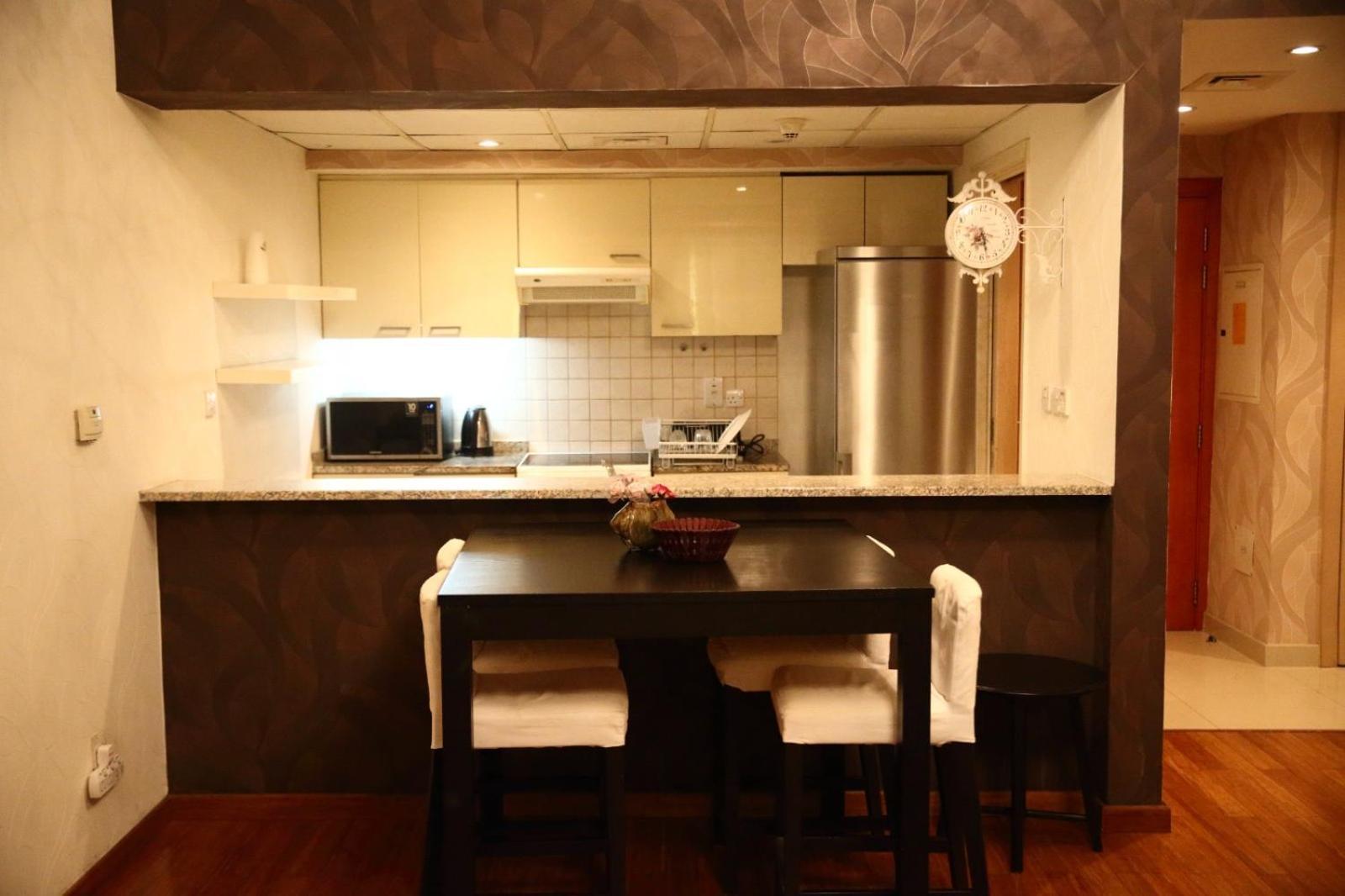 Hostel Dxb Backpackers Executive Dubai Exterior foto